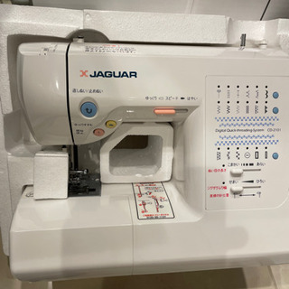 新品同様　未使用ジャガーミシン　全て揃っていますの画像