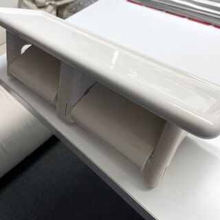 【無料】TOTO トイレットペーパーホルダー 陶器製の棚付きの画像