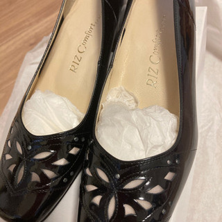 新品未使用♡RIZ Comfortの黒パンプス、値下げ可能の画像