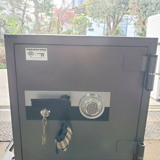 ①128番 ✨金庫‼️