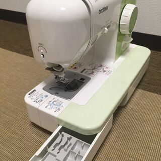 【売ります】コンパクトミシン brother ELU52の画像