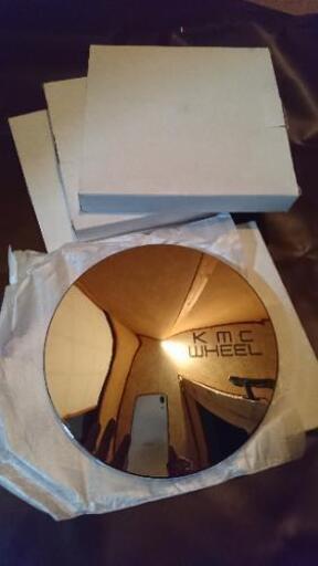 KMC  センターキャップ長崎市の車のパーツ