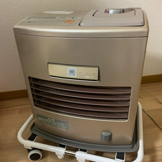 石油ファンヒーター キャスター付き
