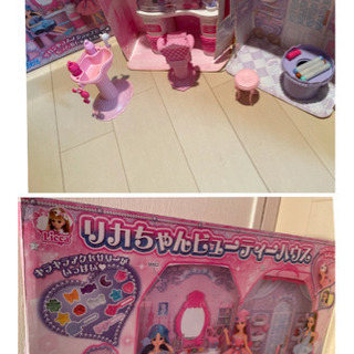 リカちゃん　ビューティーハウス？　中古　
