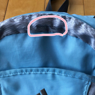 （取引先決定）無料！アディダス ジュニア用リュックの画像