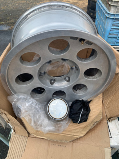 ❣️ハイエース等　6穴アルミホイール