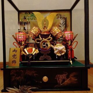 ５月人形が3千円です。