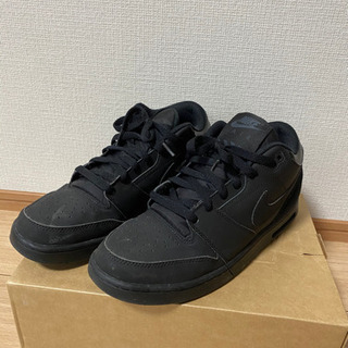 NIKE スニーカー　メンズ　【※※再値下げ※※】