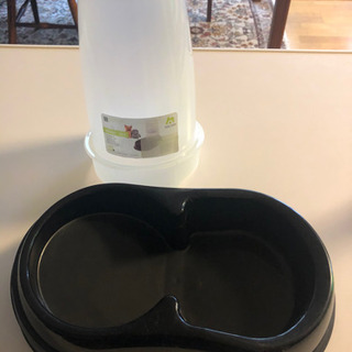 ペット用水入れ　アクア