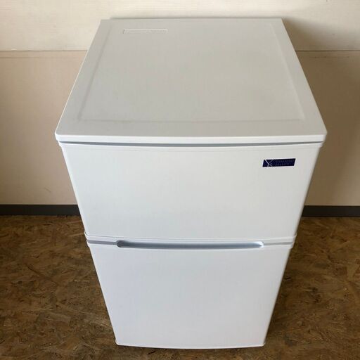 【YAMADA】 ヤマダ電機 ノンフロン 冷凍冷蔵庫 容量90L 冷凍室28L 冷蔵室62L 直冷 YRZ-CO9G1 2020年製