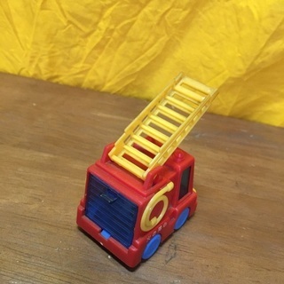 消防車　えんぴつ削りの画像