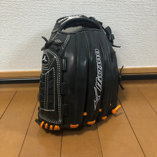【緊急値下げ】有名メーカーグローブ