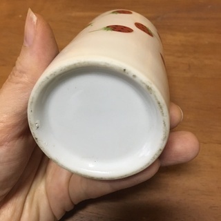 昭和レトロ　湯呑みカップ(いちご柄)アンティークの画像
