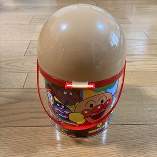 アンパンマン　缶　おもちゃお菓子入れにの画像