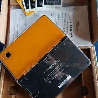 (値下げ)ニンテンドーDSi LL の画像