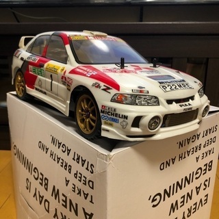 ランエボⅣのボディとメカ無しシャシー