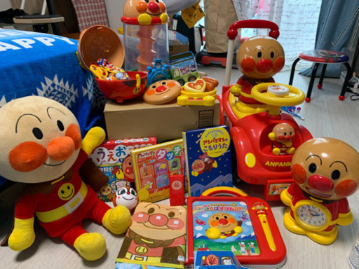 本日25日、26日限定値下げ8000円！アンパンマン　まとめ売り写真の他にも有り　クリアケース付き