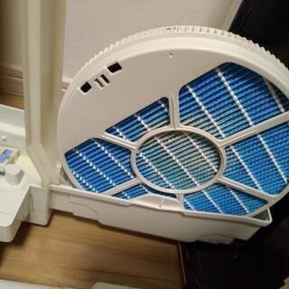 SHARP　シャープ　加湿空気清浄機　KC-50E9の画像