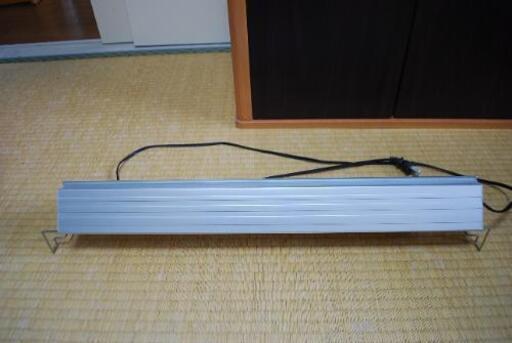 60cm水槽用　LEDライト
