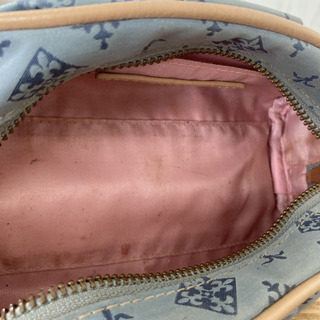 ラシット　化粧品ポーチ　汚れありの画像