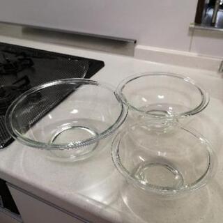 ガラス製サラダボウル