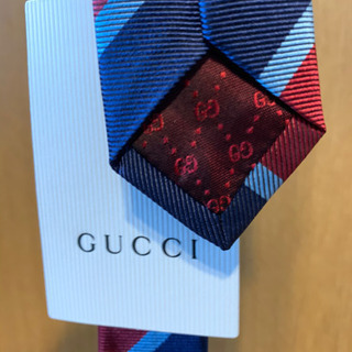 gucci ネクタイの画像