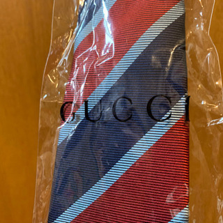 gucci ネクタイの画像