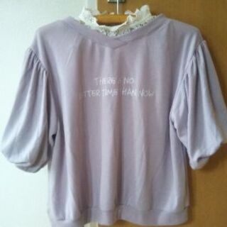 バルーン袖のトップス/ラベンダー&レース
