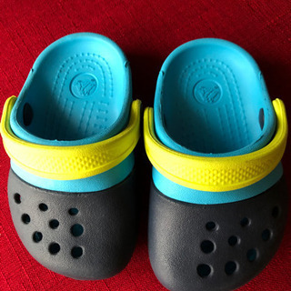 【値下げ！】クロックス12センチほぼ未使用品　子供サンダルの画像