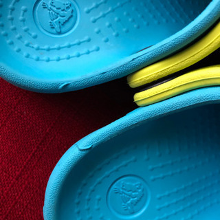 【値下げ！】クロックス12センチほぼ未使用品　子供サンダルの画像