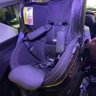 チャイルドシート　ISOFIX クルット4iグランス