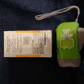 ダイナモライト（LED) & ソーラーキーチェーンライトの画像
