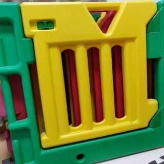 ベビーサークル　日本育児の画像