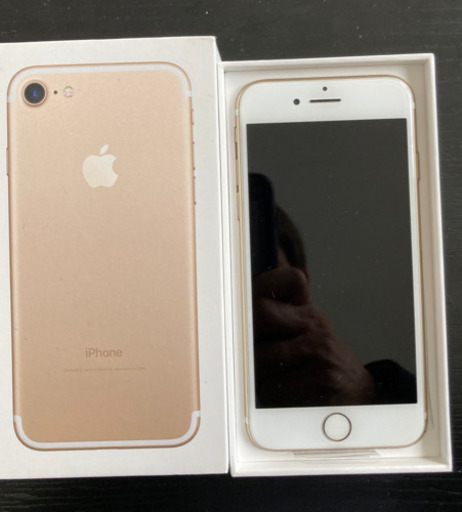 iPhone 7 Gold 128 GB SIMフリー