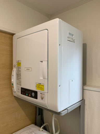超美品　日立電気衣類乾燥機・スタンド付　2019年製　即納。