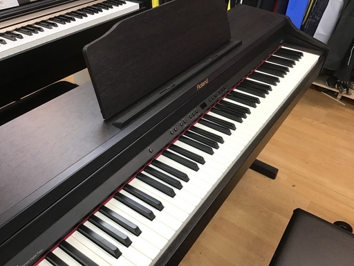 【取りに来れる方限定】ROLANDの電子ピアノ売ります！！！