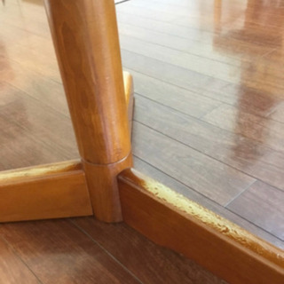 ダイニングテーブル　椅子4つ【お取り引き中】の画像