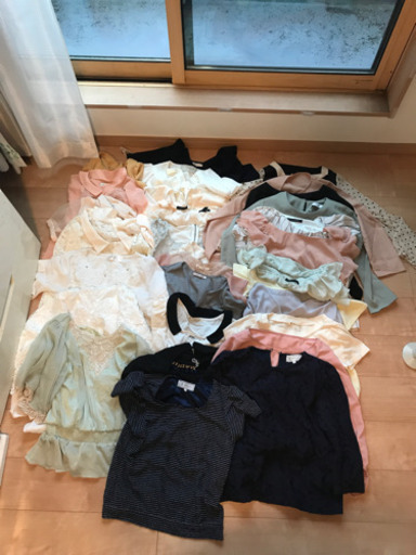 20代の働く女子向け春夏用トップス30枚まとめて