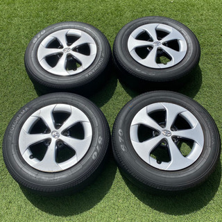 ZVW30 プリウス　純正ホイール