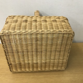 バスケット　籘籠の画像