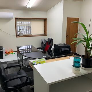 板金塗装業【月給180,000円～280,000円】能力に応じて昇給有り♬♪の画像