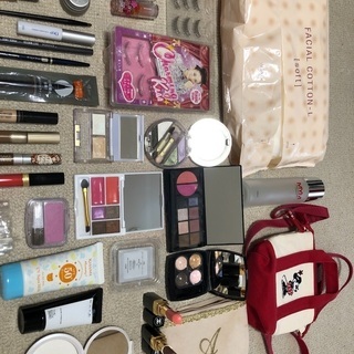 CHANEL アルビオン　コスメ　ポーチ　等々まとめ売りの画像