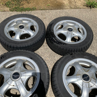 新規問い合わせ中止 軽自動車 スタッドレスタイヤ（ホイールつき）