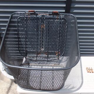お取引き中です。ホンダ　トゥデイで使用していた前かご　あると便利...