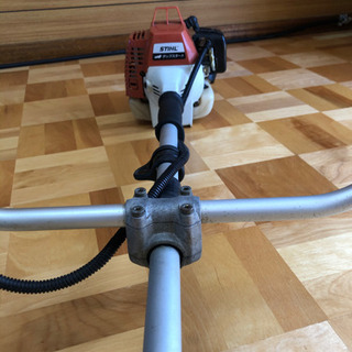 STIHL 中古刈払い機　FS2301