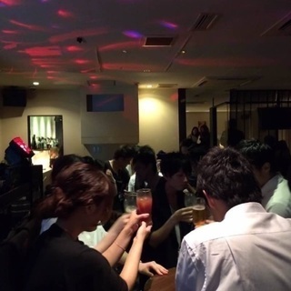 大阪趣味コン❣️ 趣味コンでは、共通の話題が見つかりやすく、自然と会話が盛り上がります。また、恋した後も同じ趣味を一緒に楽しめるというメリットも♡  - パーティー