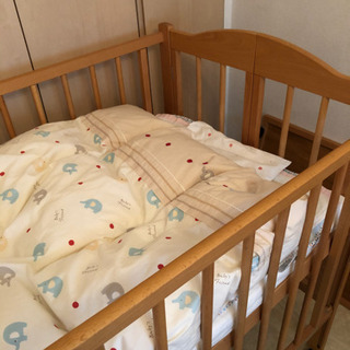 ベビーベッド&ベビー布団(予定者あり)の画像