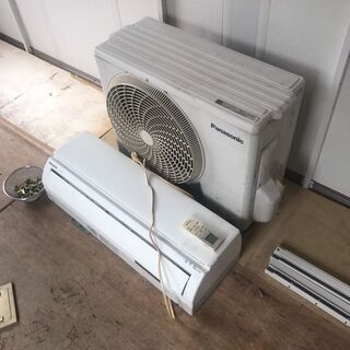 【短期募集】イナバ窓付き物置、倉庫＜照明、コンセント付き。エアコン残置物有＞の画像