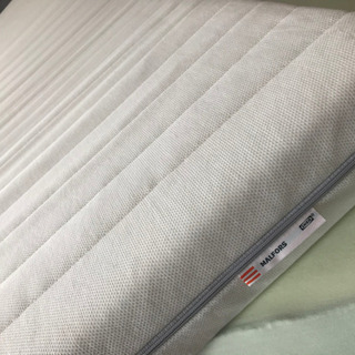 【値下げしました】【IKEA MALFORS】シングルマットレスの画像