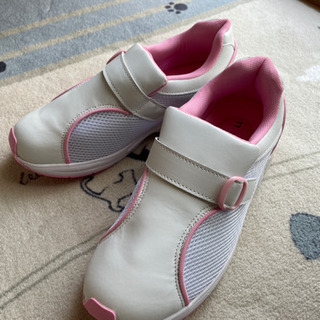未使用品、ナースシューズです